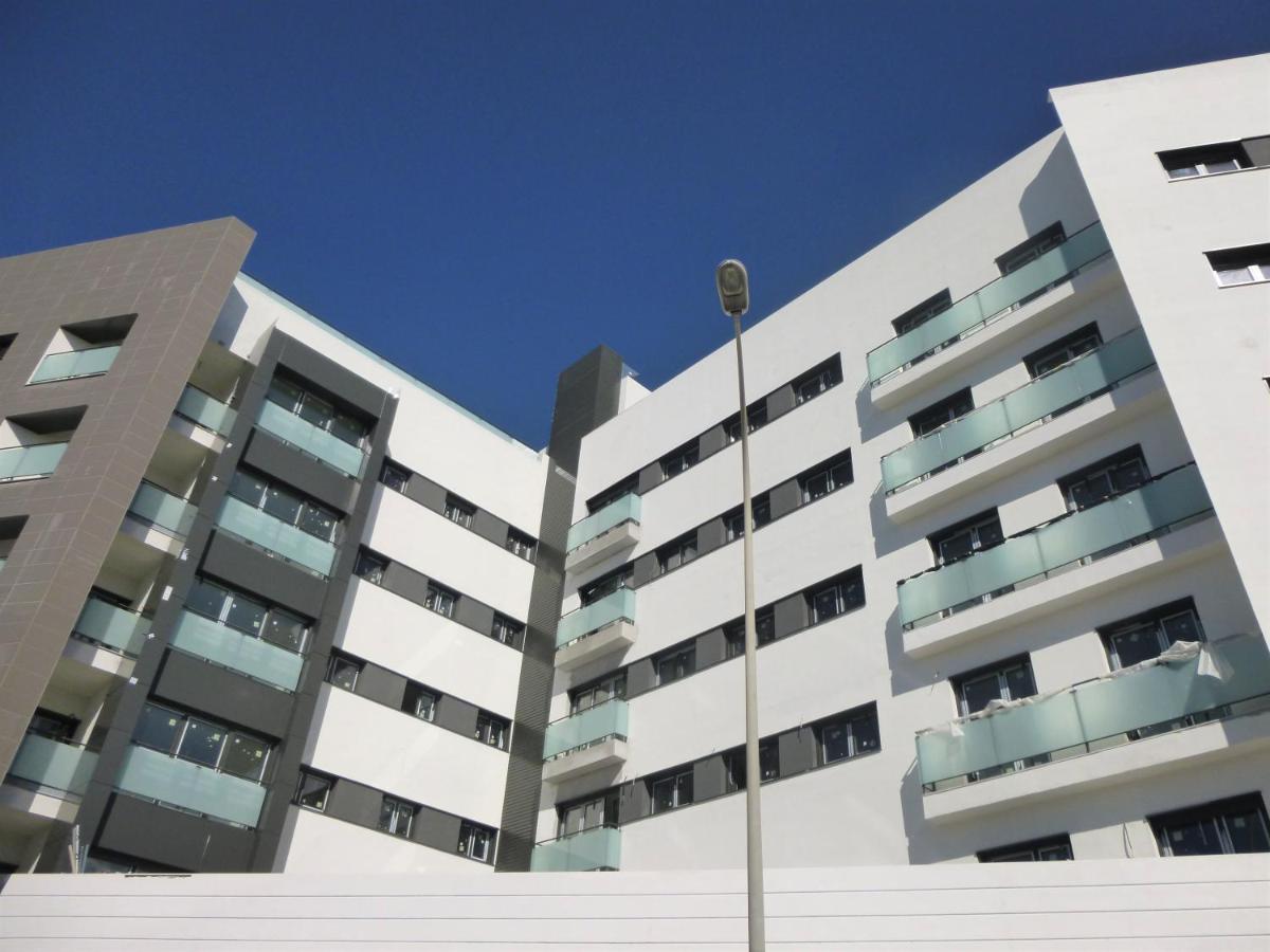 Ab Vialia Estacion Suitemalaga - Parking المظهر الخارجي الصورة